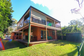 Отель Kingfisher Lakehouse  Камс Уорф